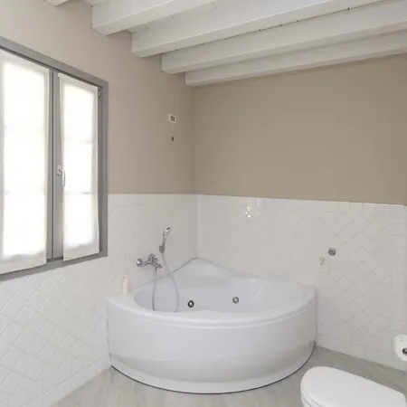 Cascina Carai مارون